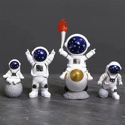 Spaceman Figurine Resin Desktop Ornament