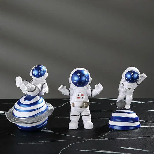 Spaceman Figurine Resin Desktop Ornament